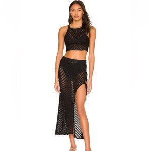 NWOT CAMILA COELHO OFFSHORE CROP SKIRT SET IN BLACK  *Both size Medium*